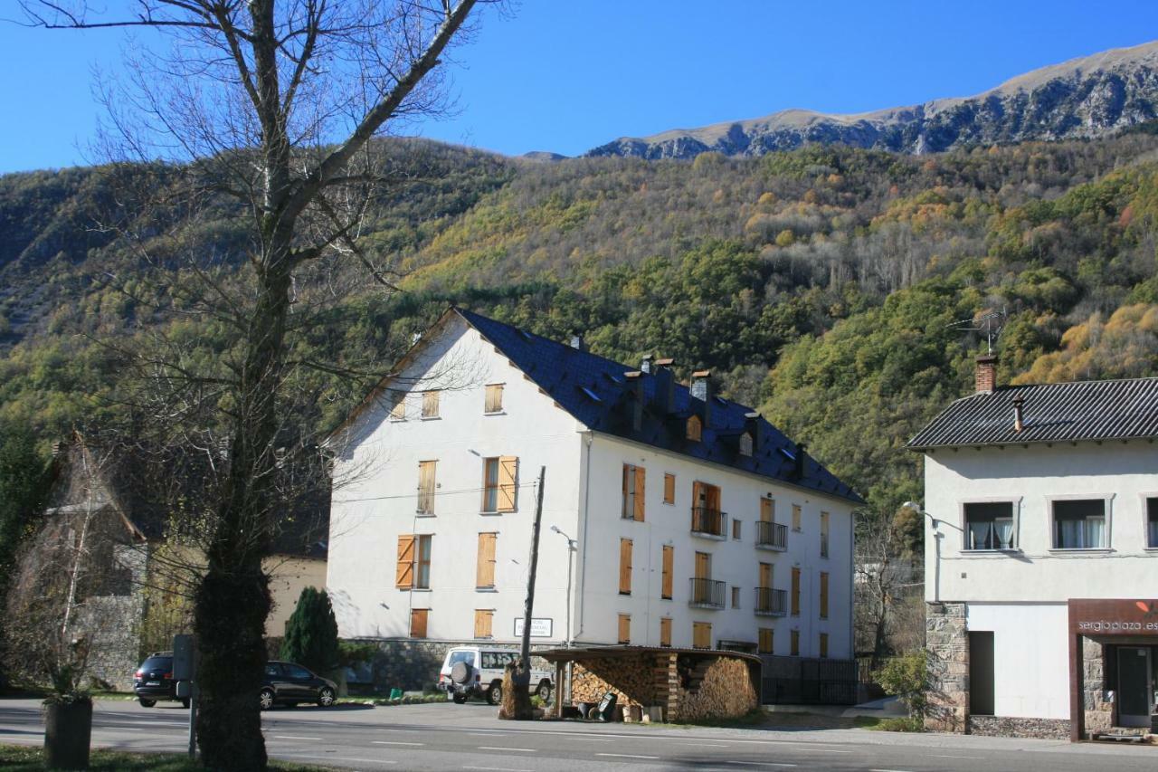 Esera Dos Catedrales Villanova Exterior foto